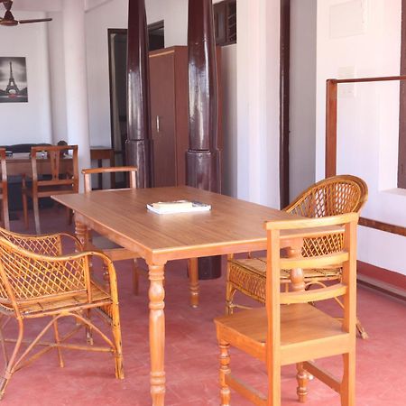 La Villa Marseille Puducherry Buitenkant foto