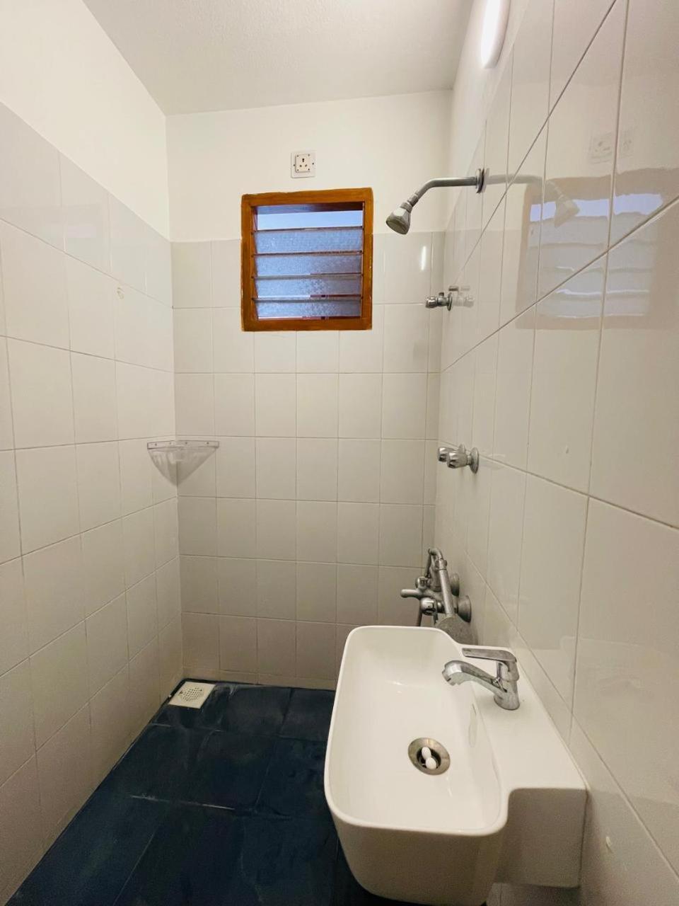 La Villa Marseille Puducherry Buitenkant foto