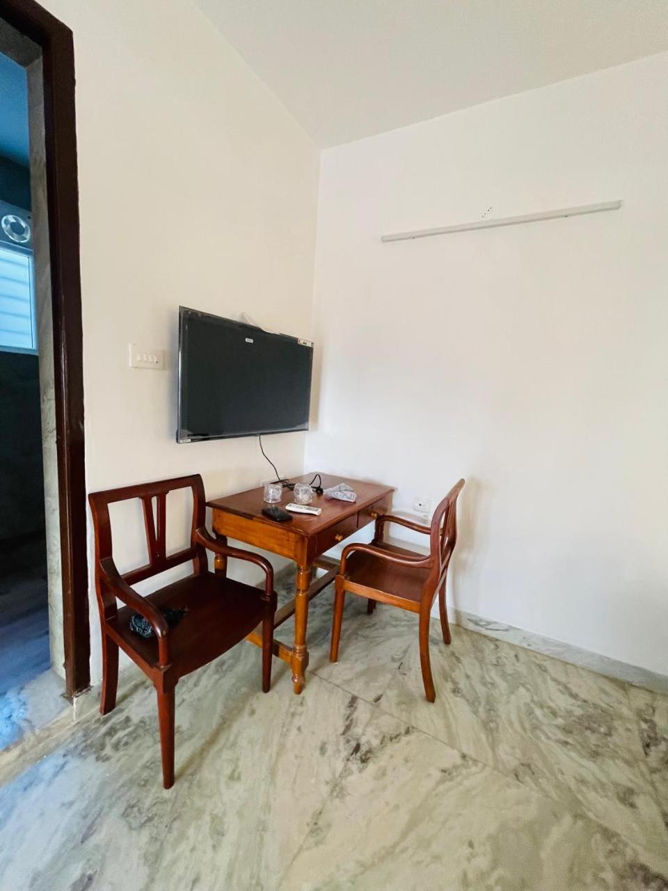La Villa Marseille Puducherry Buitenkant foto