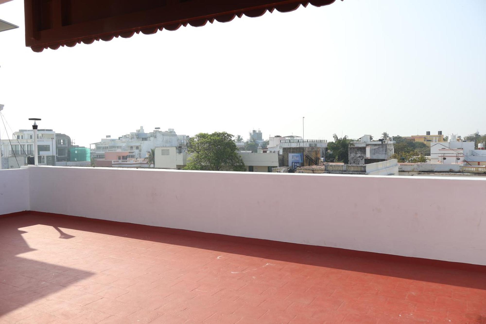 La Villa Marseille Puducherry Buitenkant foto